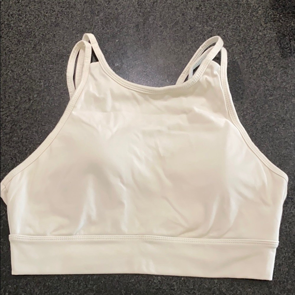 White Balance Athletica Bra